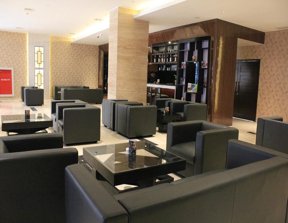 Grand Mercure Solo Baru Екстер'єр фото