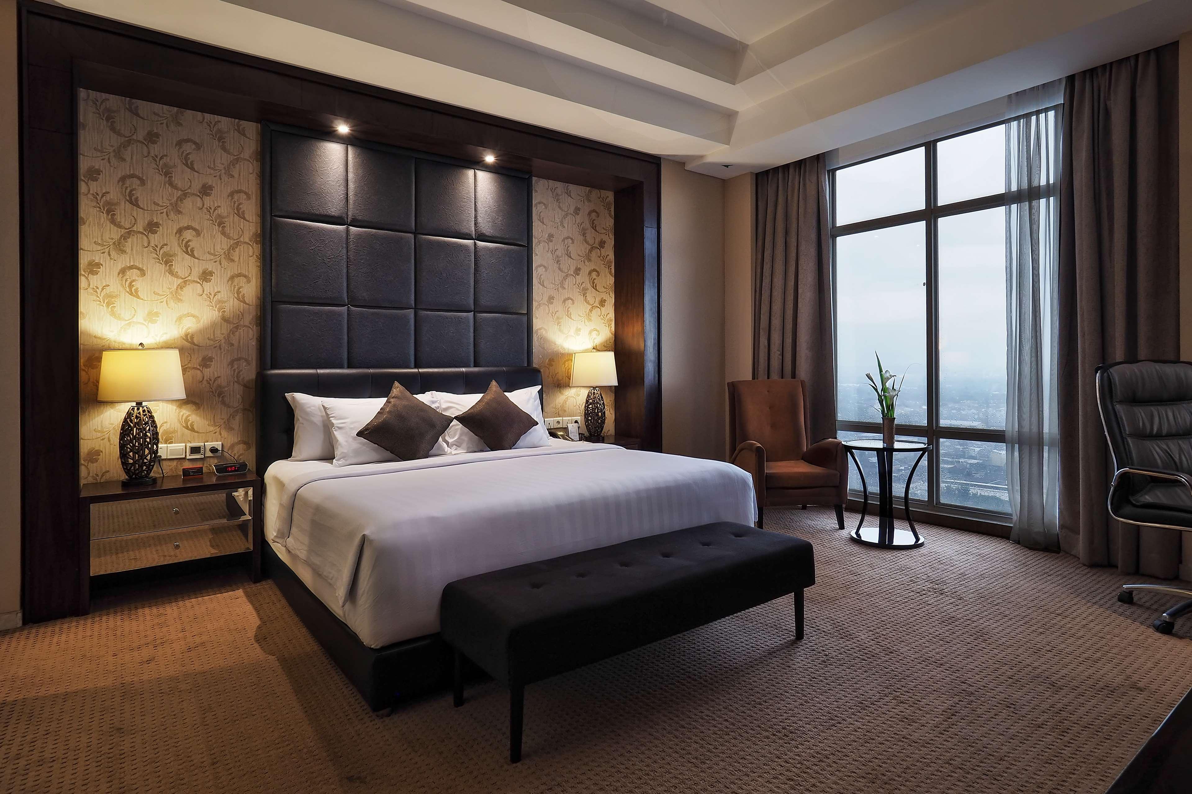 Grand Mercure Solo Baru Екстер'єр фото