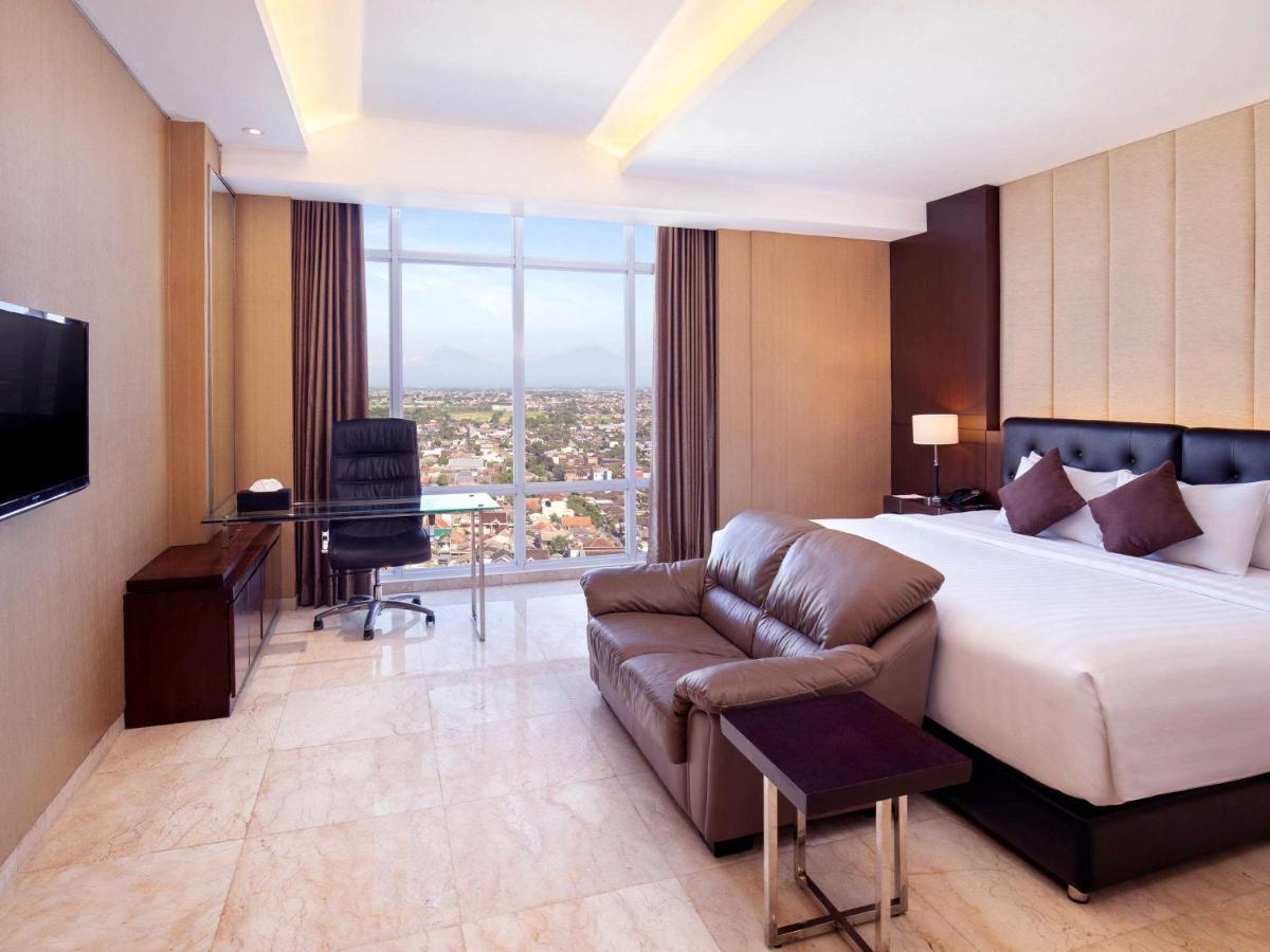 Grand Mercure Solo Baru Екстер'єр фото