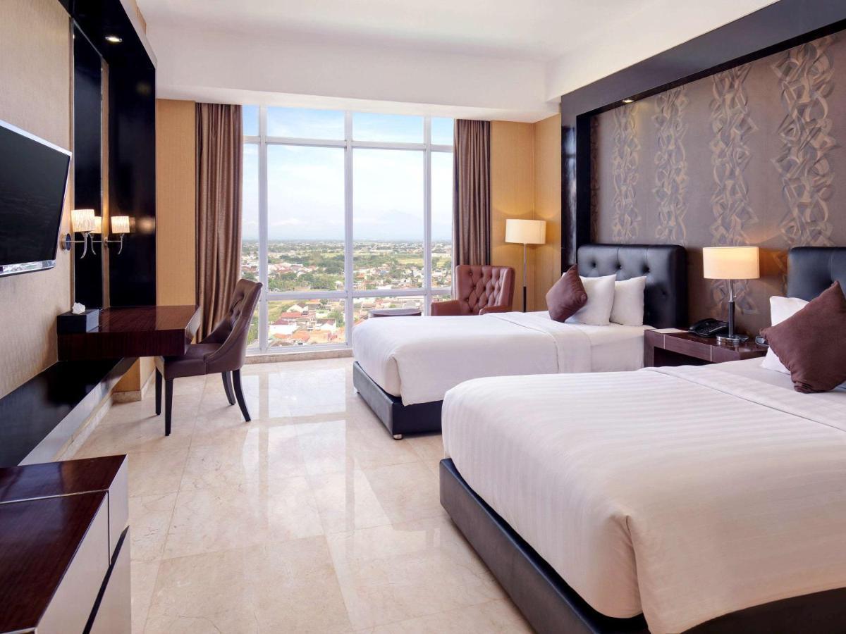 Grand Mercure Solo Baru Екстер'єр фото