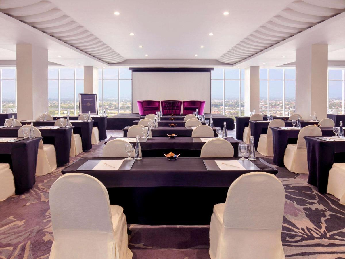 Grand Mercure Solo Baru Екстер'єр фото