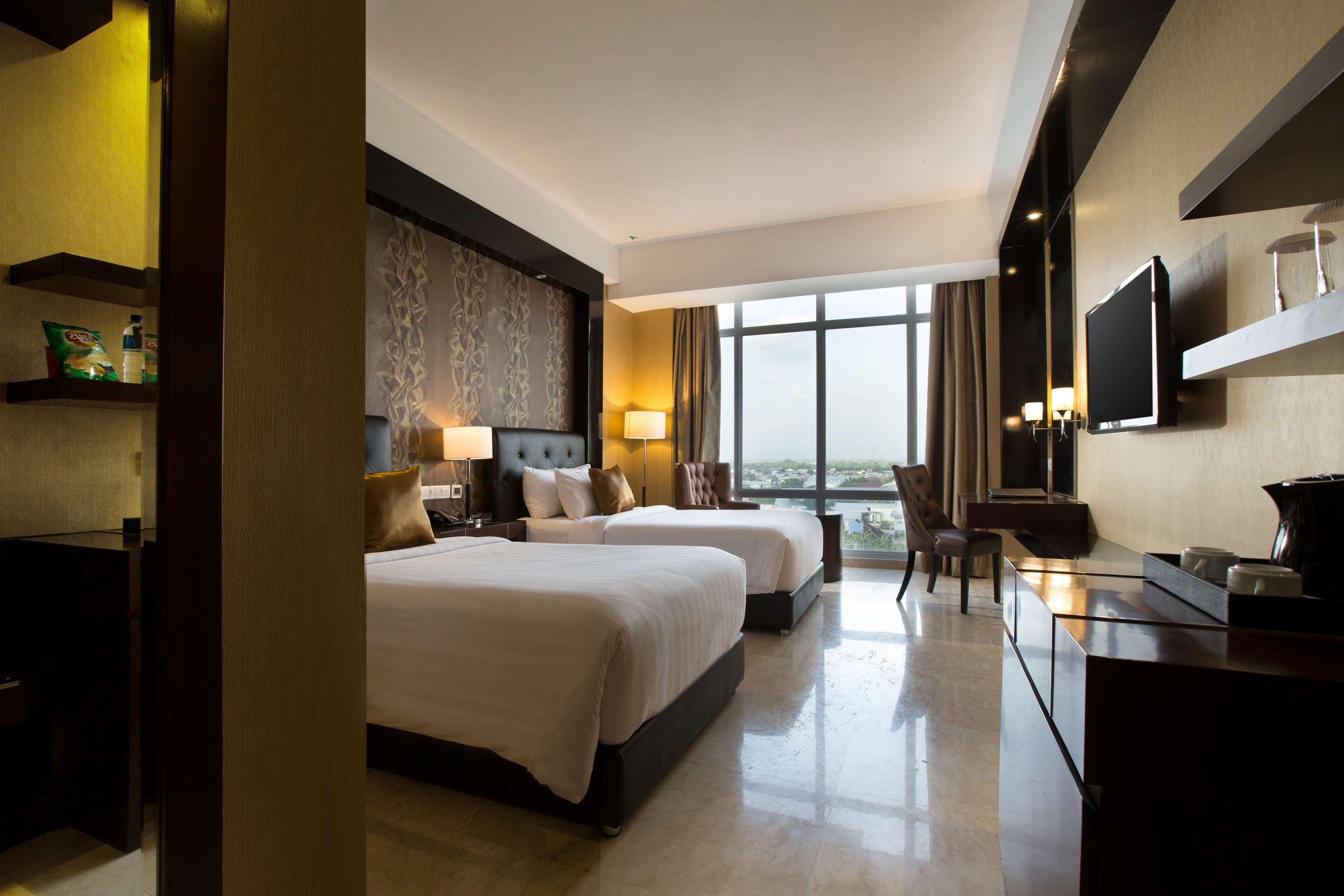 Grand Mercure Solo Baru Екстер'єр фото