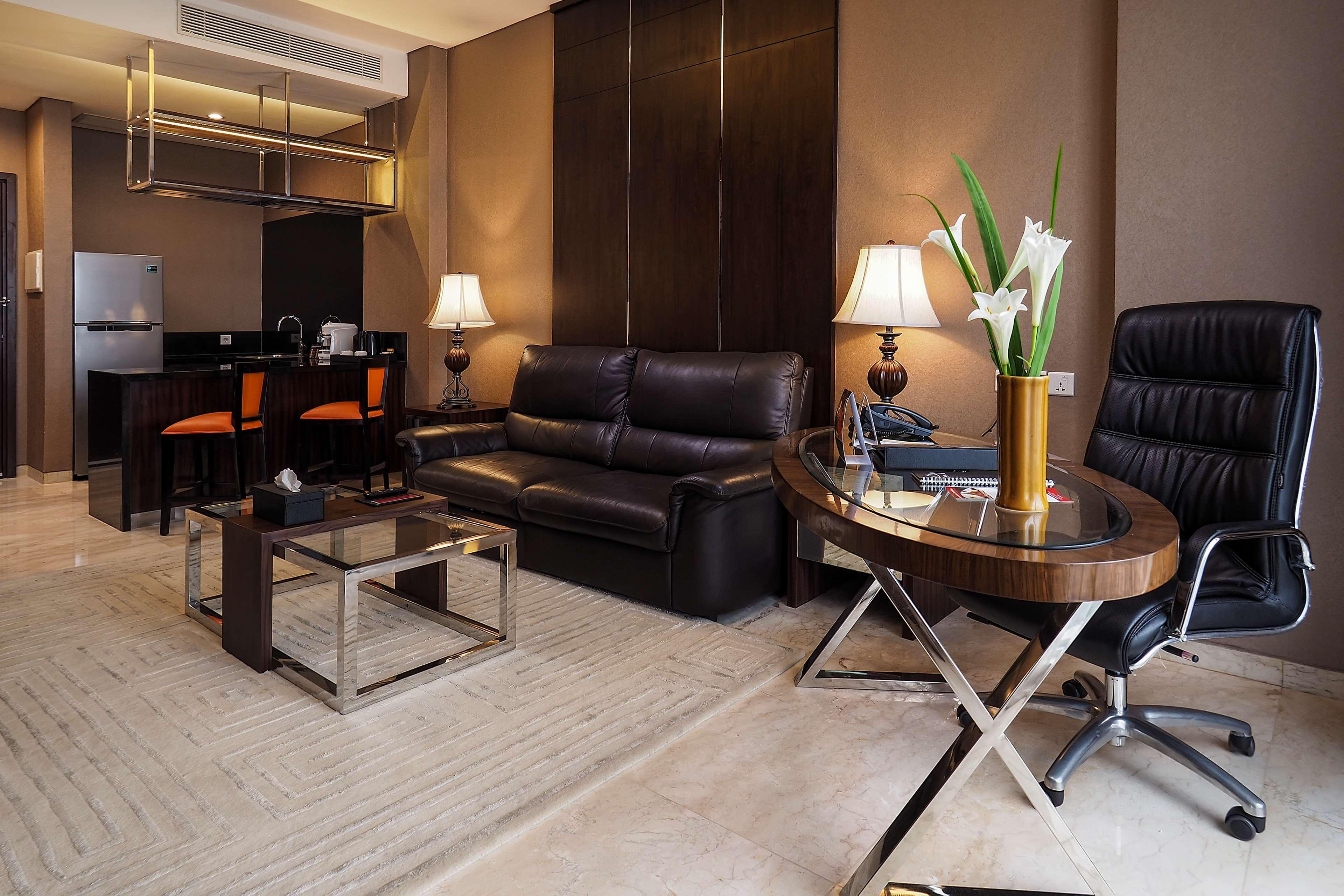 Grand Mercure Solo Baru Екстер'єр фото