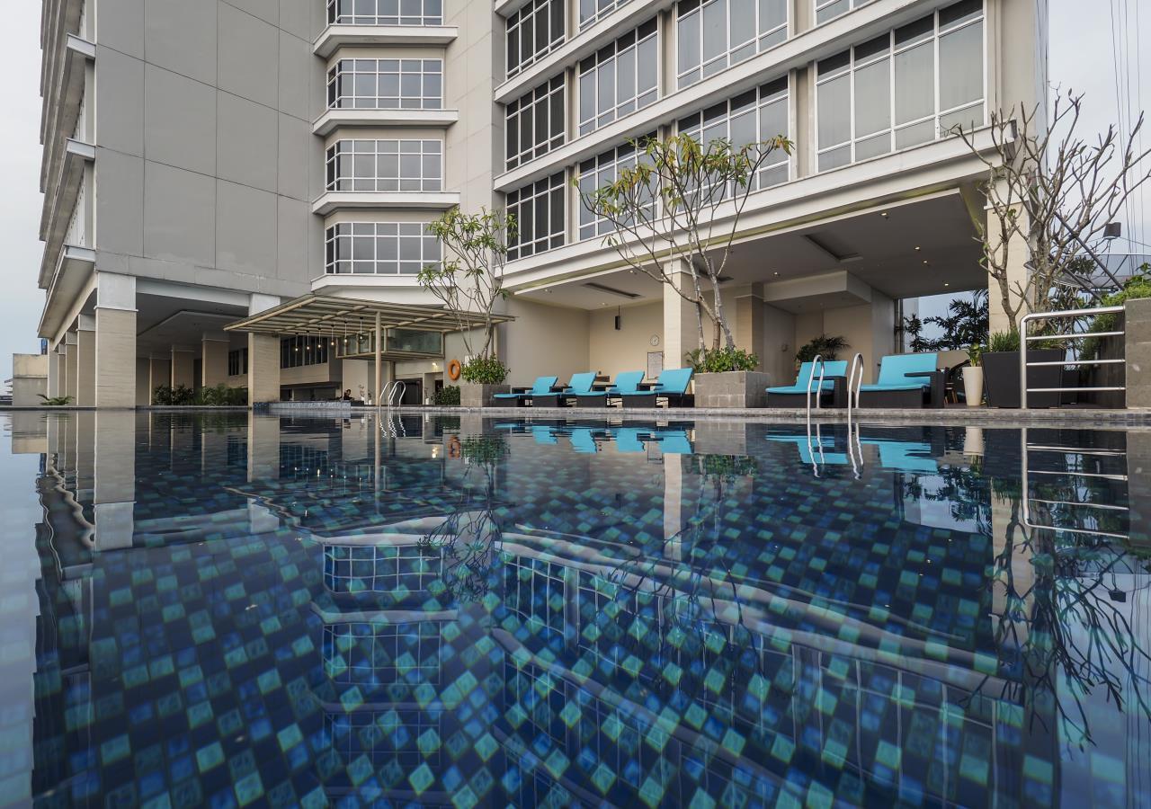 Grand Mercure Solo Baru Екстер'єр фото