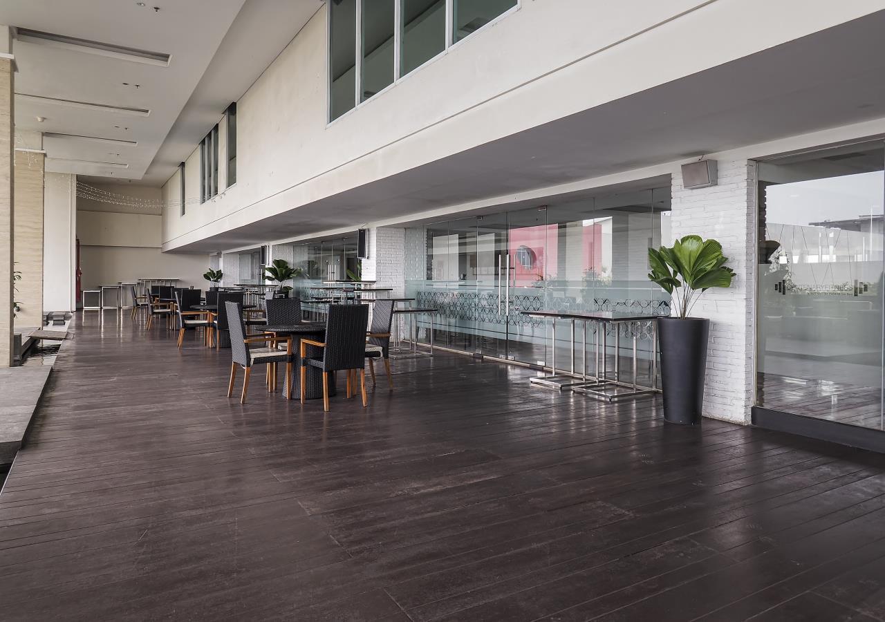 Grand Mercure Solo Baru Екстер'єр фото