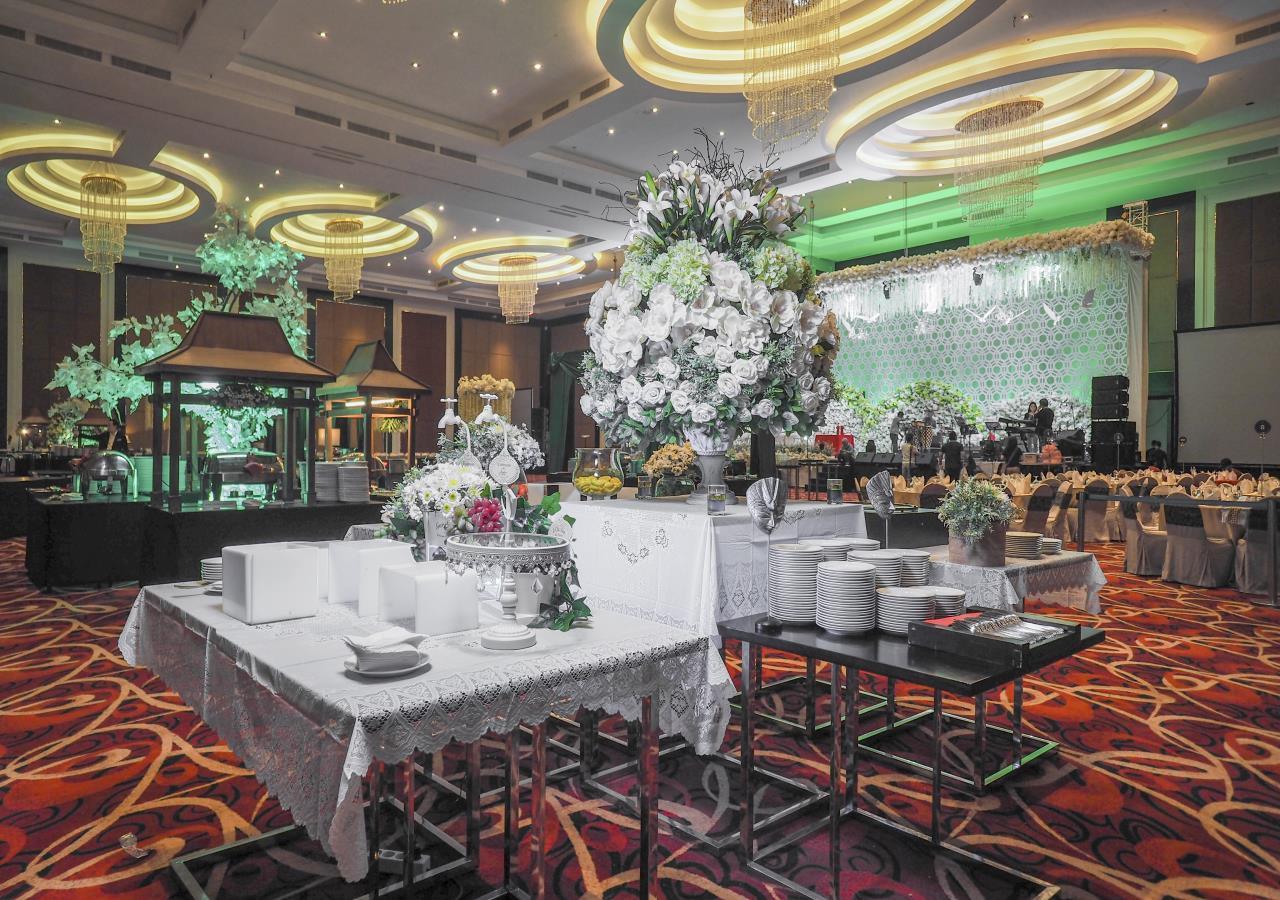 Grand Mercure Solo Baru Екстер'єр фото