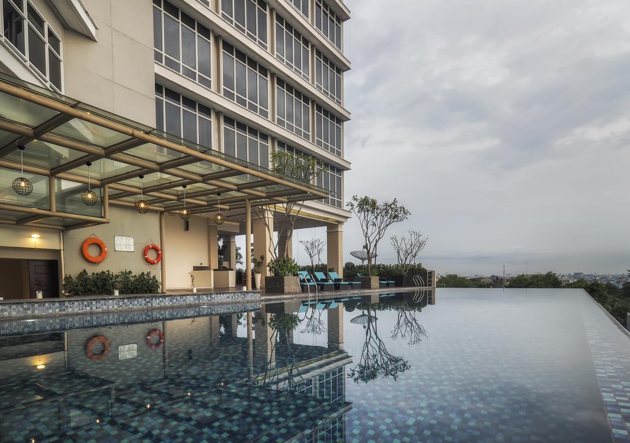 Grand Mercure Solo Baru Екстер'єр фото