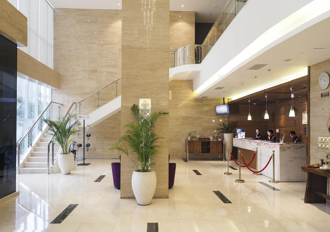 Grand Mercure Solo Baru Екстер'єр фото