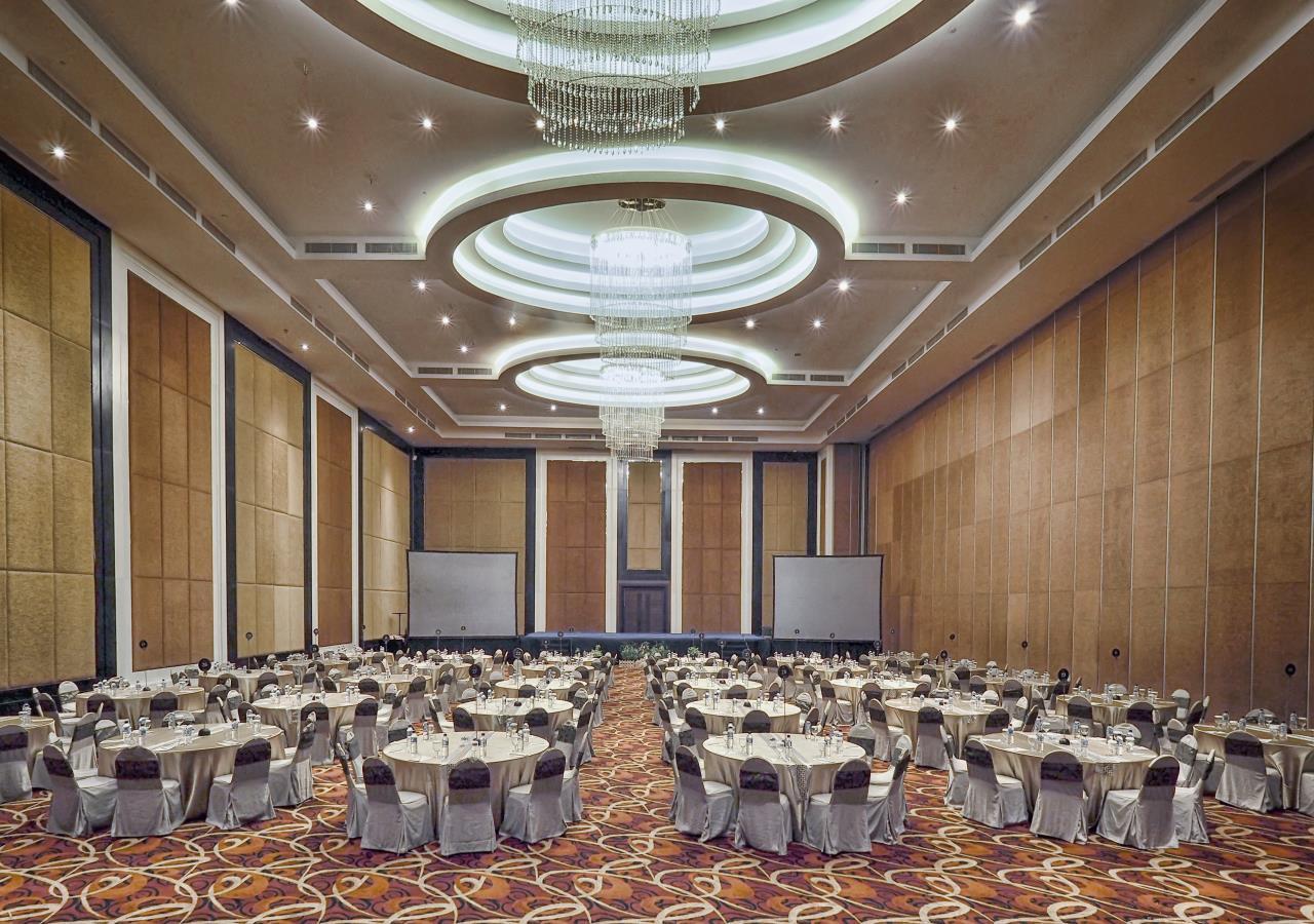 Grand Mercure Solo Baru Екстер'єр фото